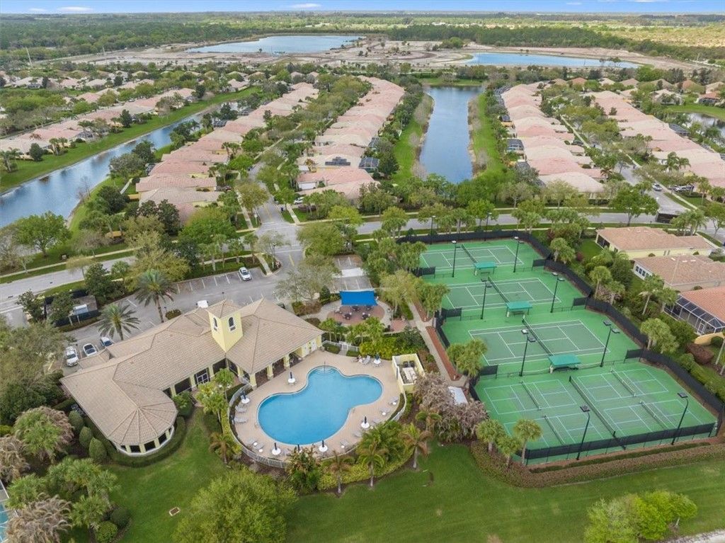 4944 Corsica Square, Vero Beach, FL 32967 Photo