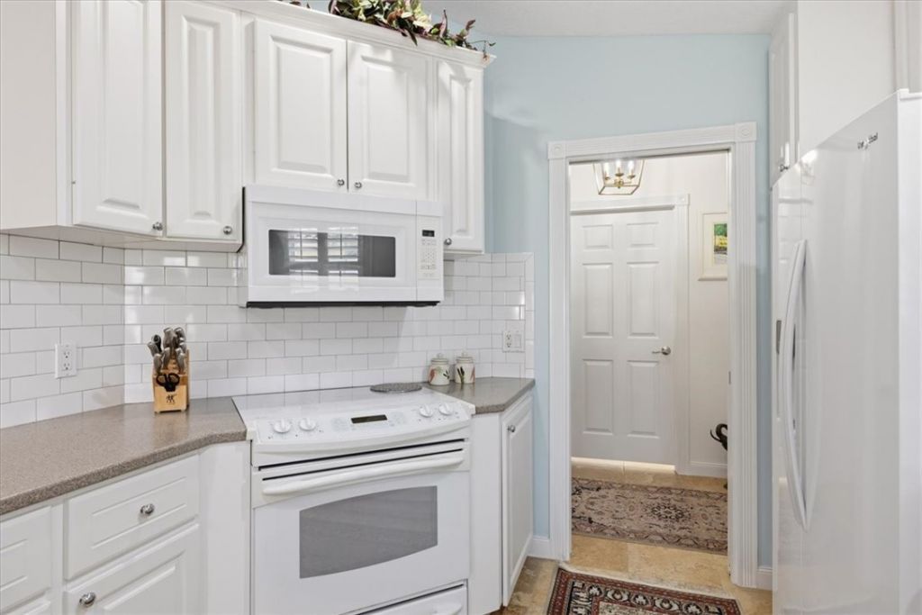 4944 Corsica Square, Vero Beach, FL 32967 Photo