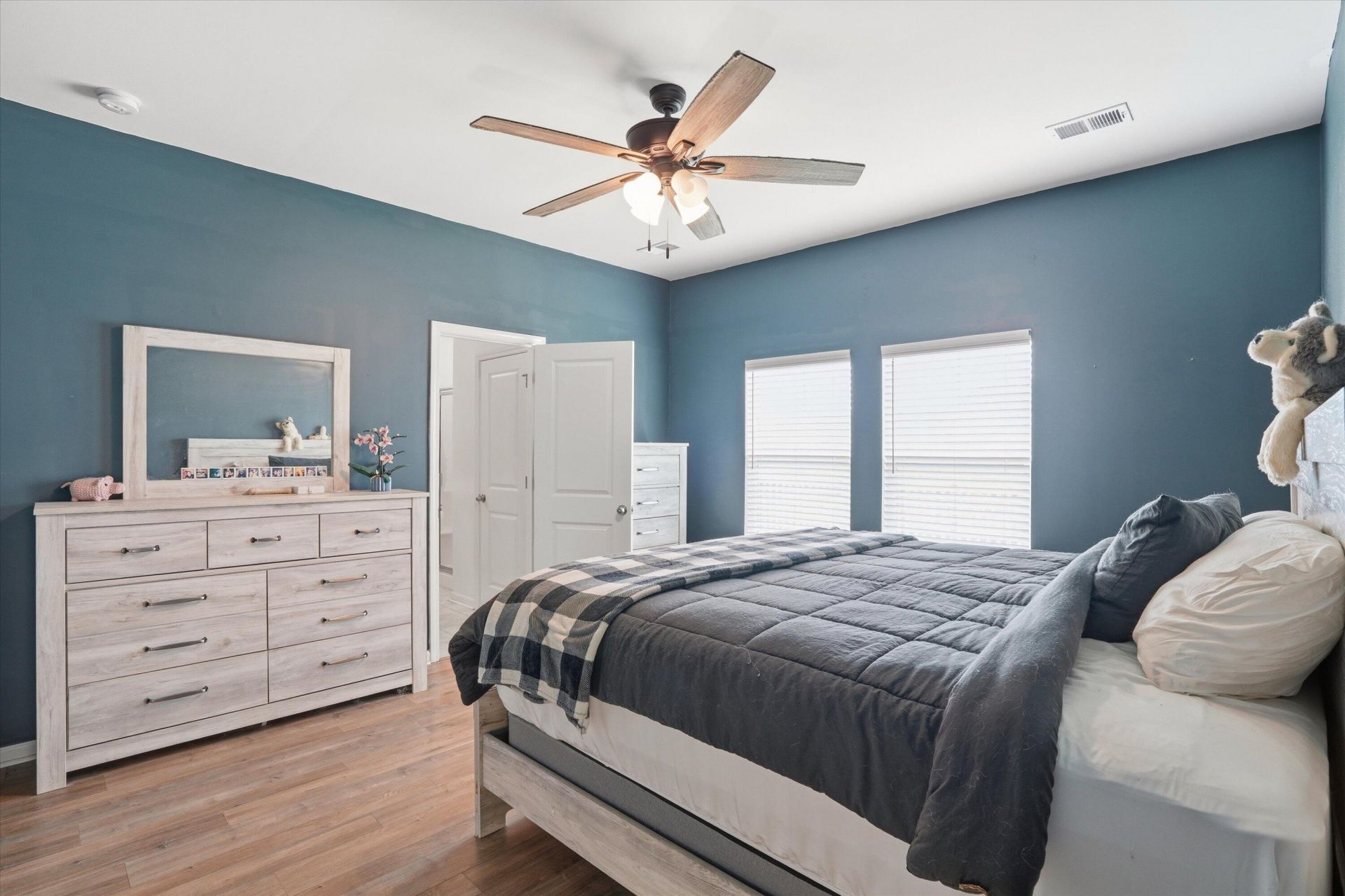 356 Garden Lily Lane Photo 15