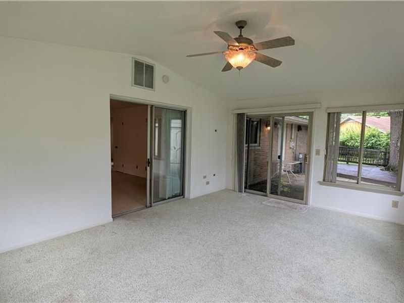 5686 Oak Valley, Kettering, OH 45440 Photo 31