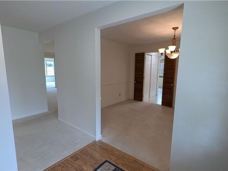 5686 Oak Valley, Kettering, OH 45440 Photo 9