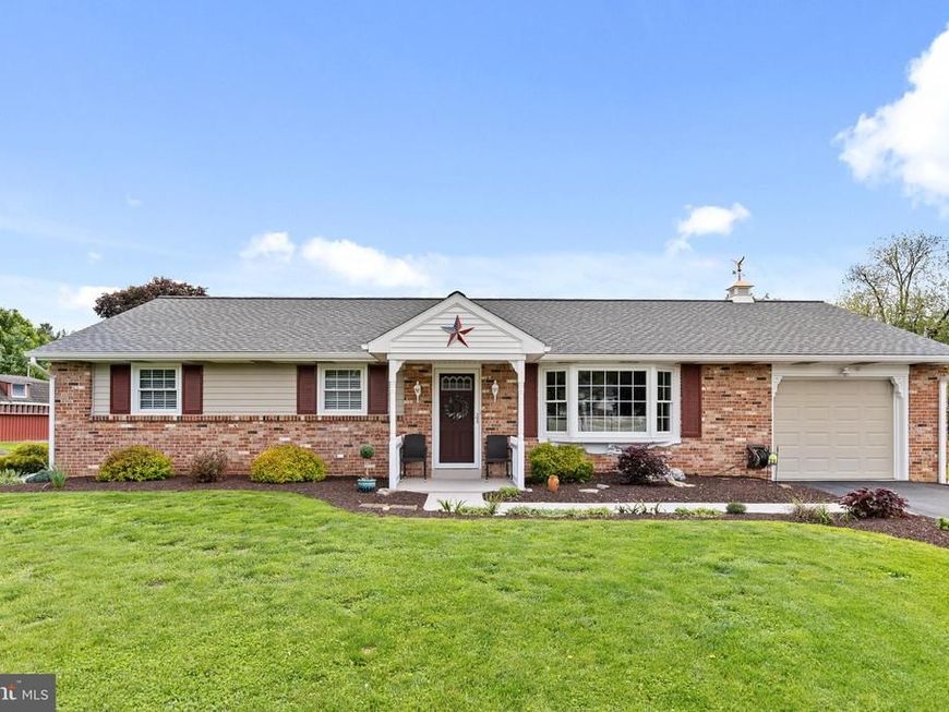 56 Timberline Drive , Leola, PA 17540 Main Photo