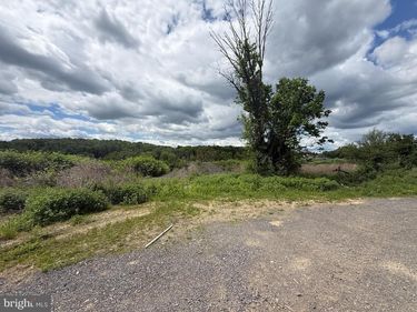 1355 COLVIN ROAD, WILLIAMSPORT, PA 17701