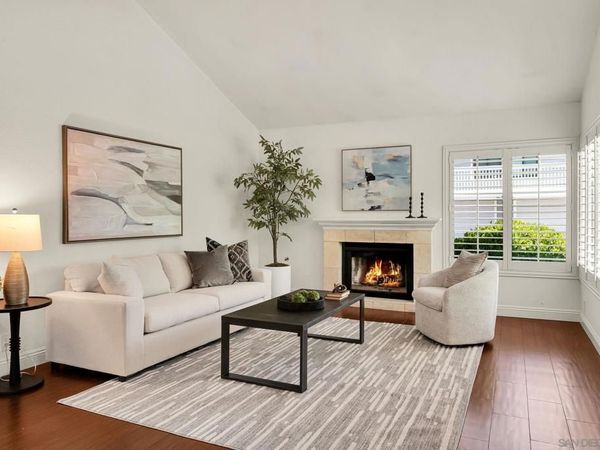 8151 Caminito Sonoma, La Jolla, CA 92037