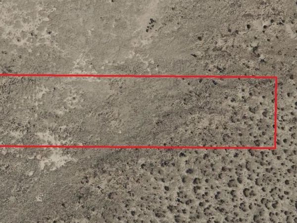 120 th Street East , Palmdale, CA 93591