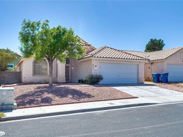 1237 Taramar Street , North Las Vegas, NV 89031