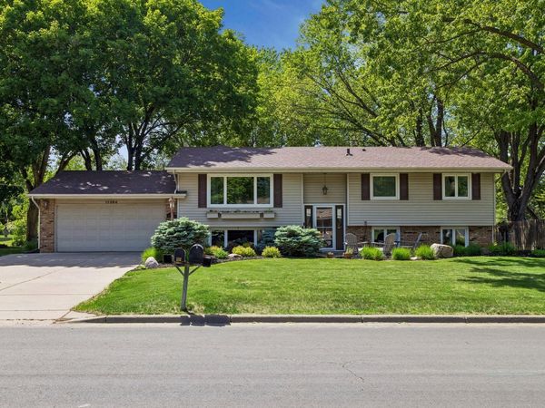11304 19th Avenue S, Burnsville, MN 55337