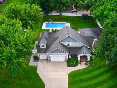 820 Niagara Lane N, Plymouth, MN 55447