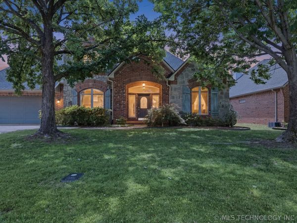 9818 E 83rd Place , Tulsa, OK 74133