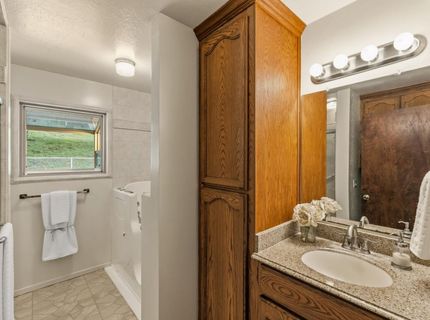 17940 Berta Canyon Rd, Salinas, CA 93907 Photo