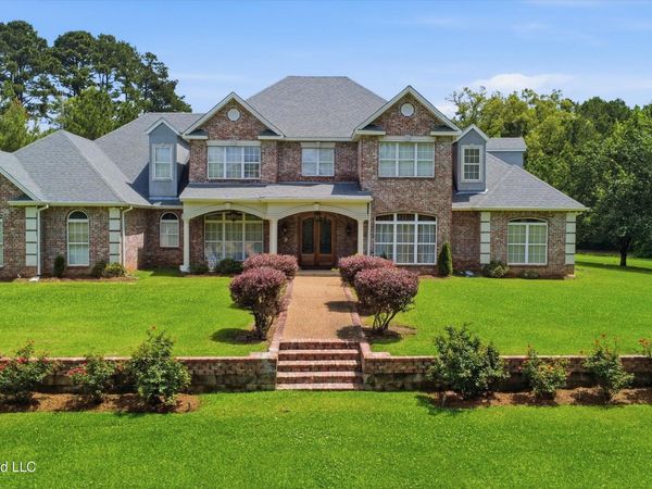 2044 Elizabeth Chapman Drive, Jackson, MS 39212