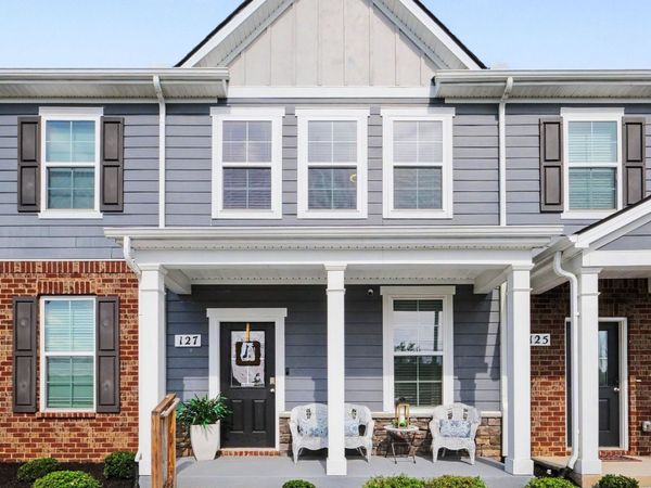 127 Grayson Cir, Chapel Hill, TN 37034