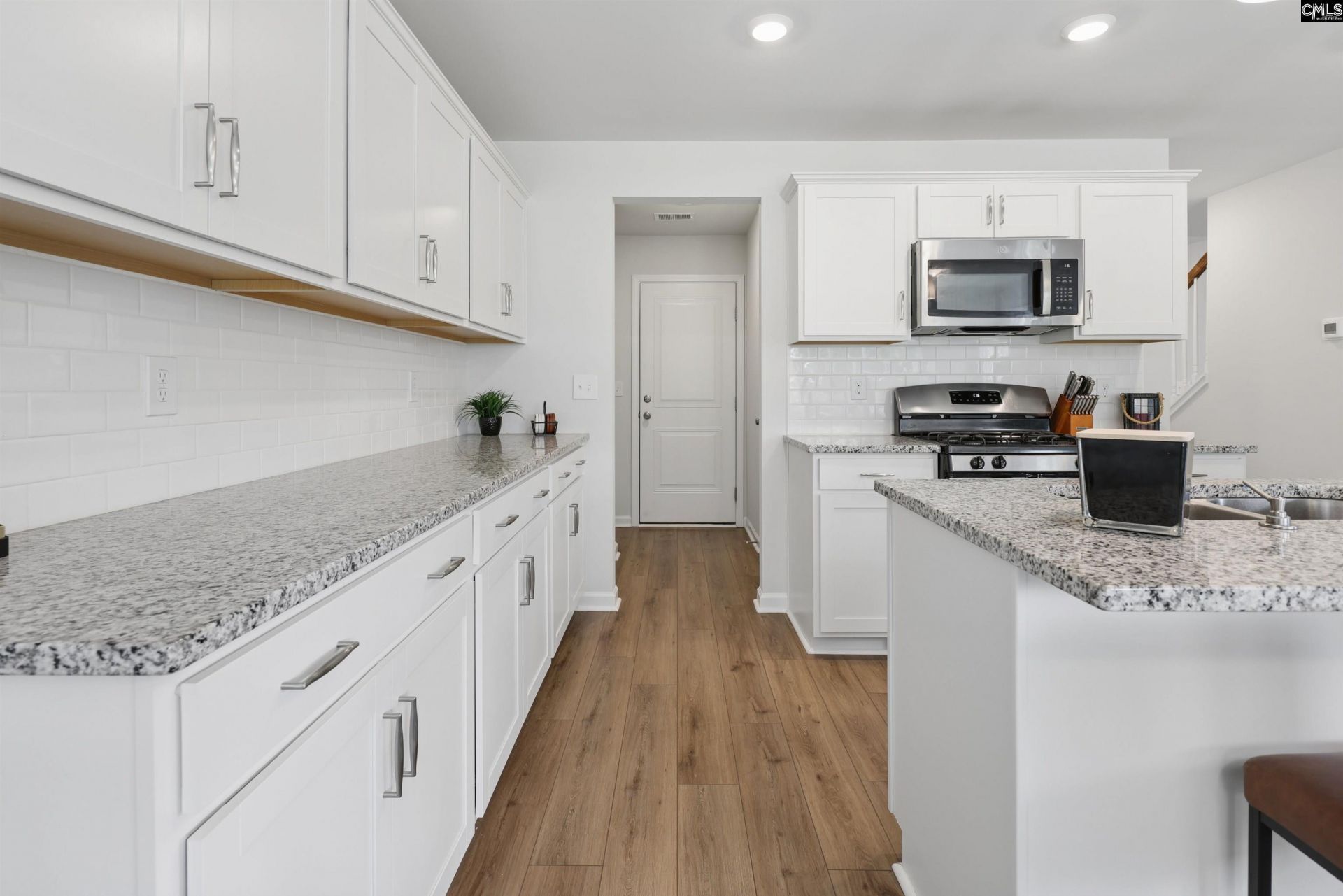 208 Flatsedge Court  Photo 7