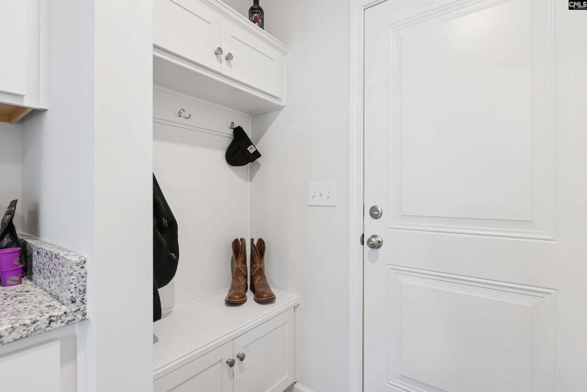 208 Flatsedge Court  Photo 9