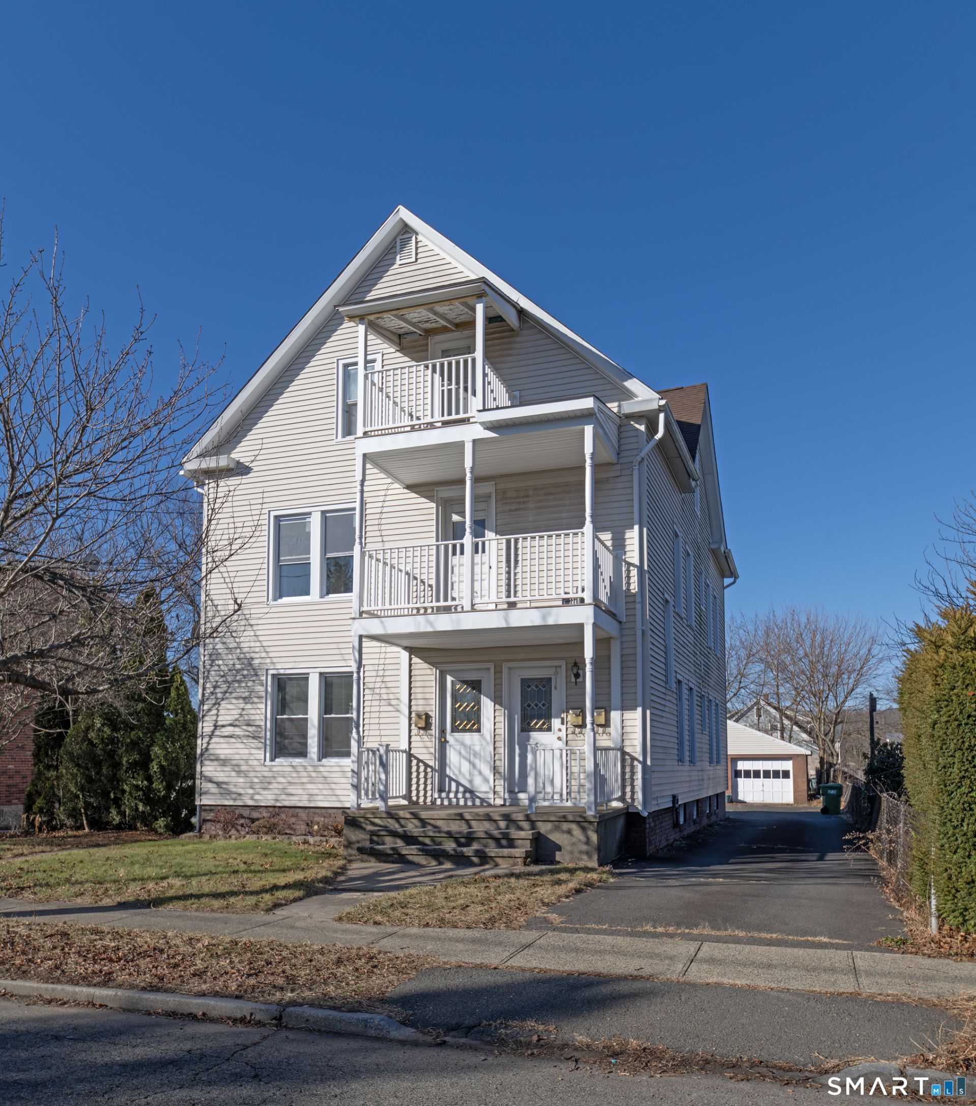 25 Clifton, Wallingford, CT 06492 Main Photo