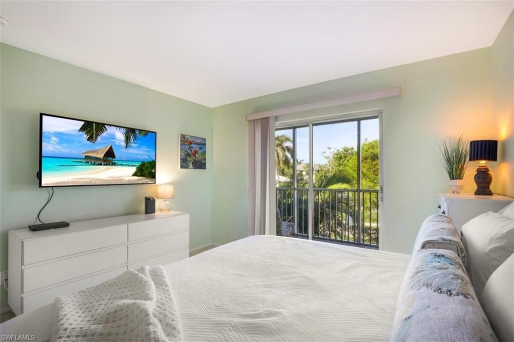 3150 Binnacle Dr , Unit 217, Naples, FL 34103 Photo