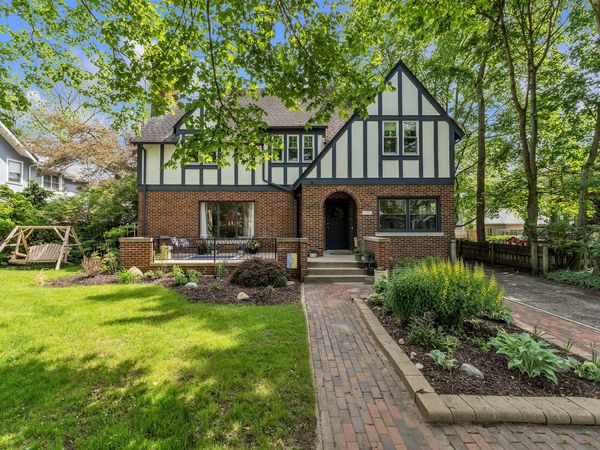 1322 Granger Avenue, Ann Arbor, MI 48104