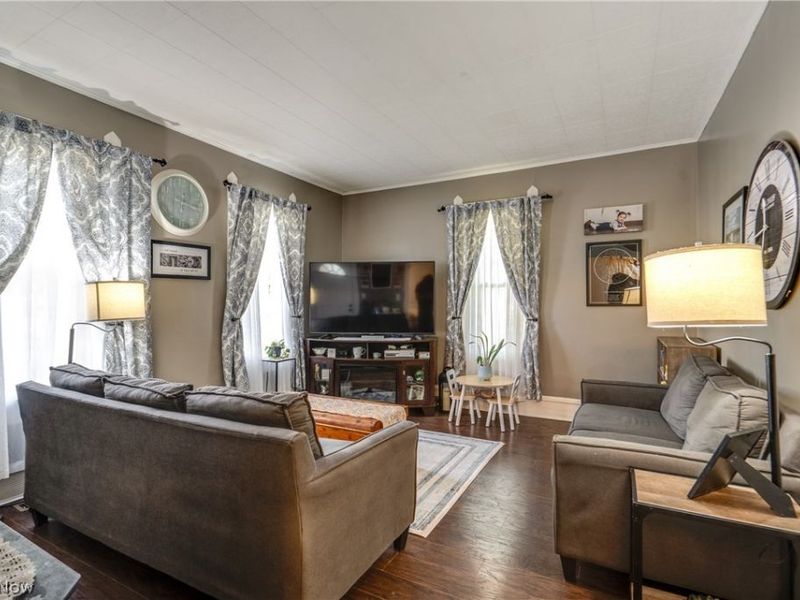 431 11th Street NE, Massillon, OH 44646 Photo 4