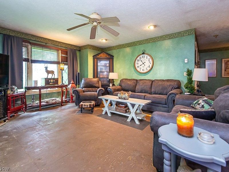 17404 Vermont Street , Grafton, OH 44044 Photo 15