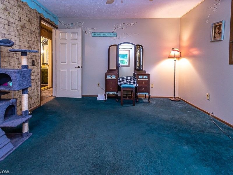 17404 Vermont Street , Grafton, OH 44044 Photo 19