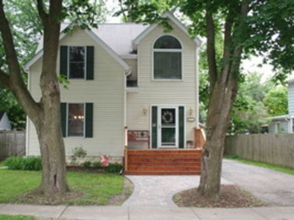 809 Jefferson Avenue , St. Charles, IL 60174