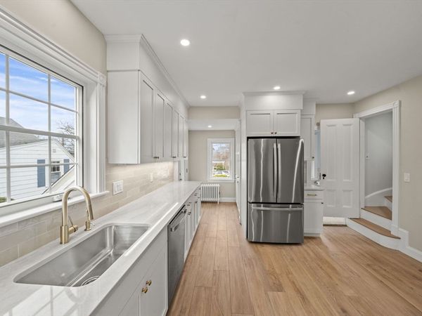 60 Powder House Rd, Medford, MA 02155