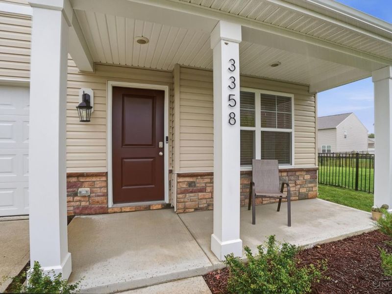 3358 Hope Lane, Hamilton Twp, OH 45152 Photo 4