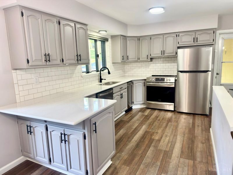 485 Hyde Park Drive, Hamilton, OH 45013 Photo 9