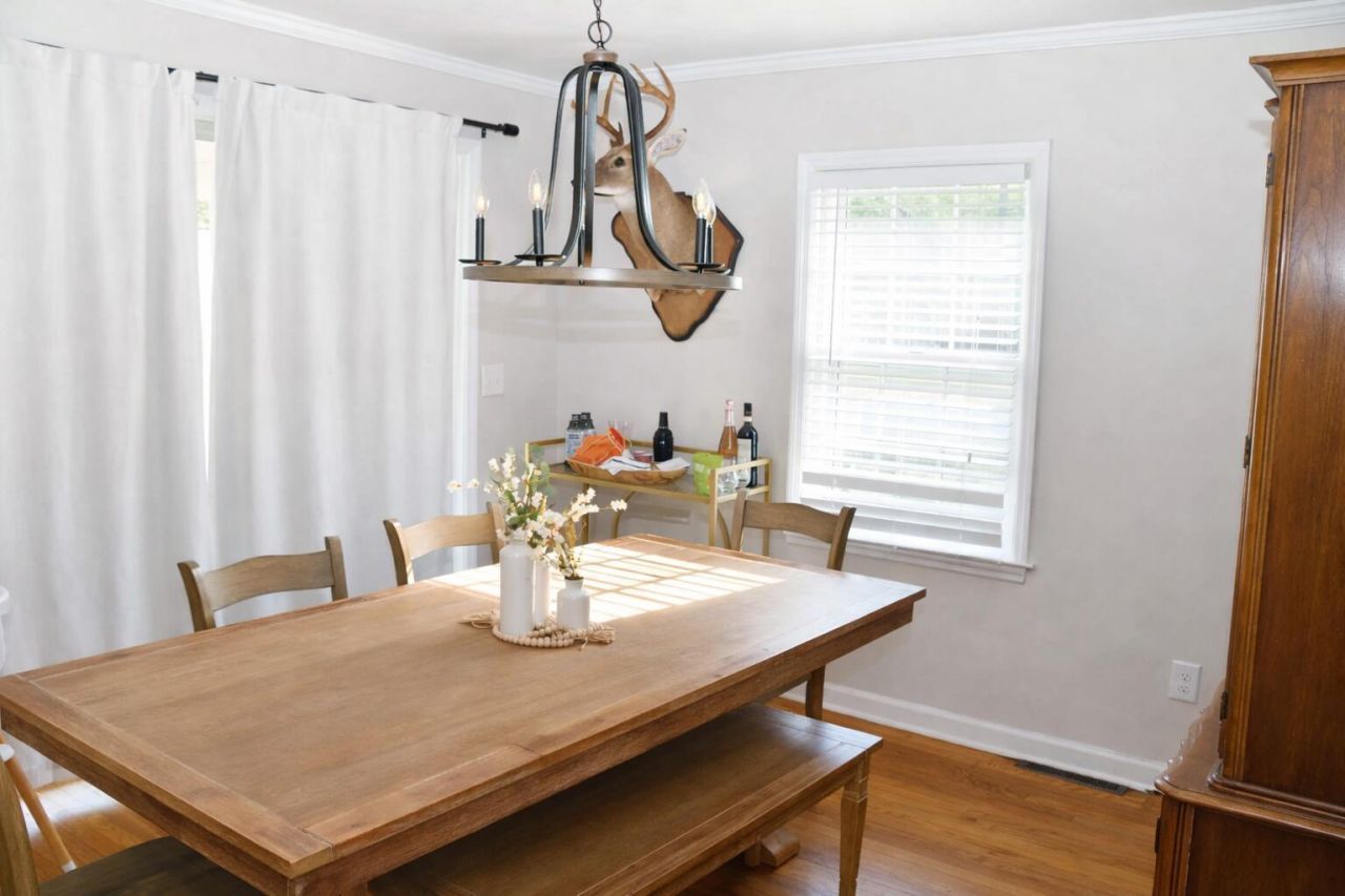 115 Woodlawn Street Photo 10