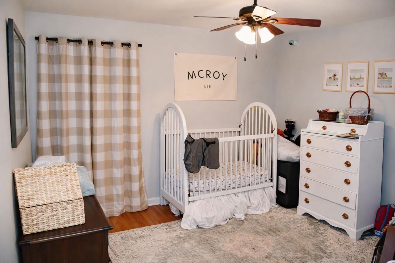 115 Woodlawn Street Photo 15