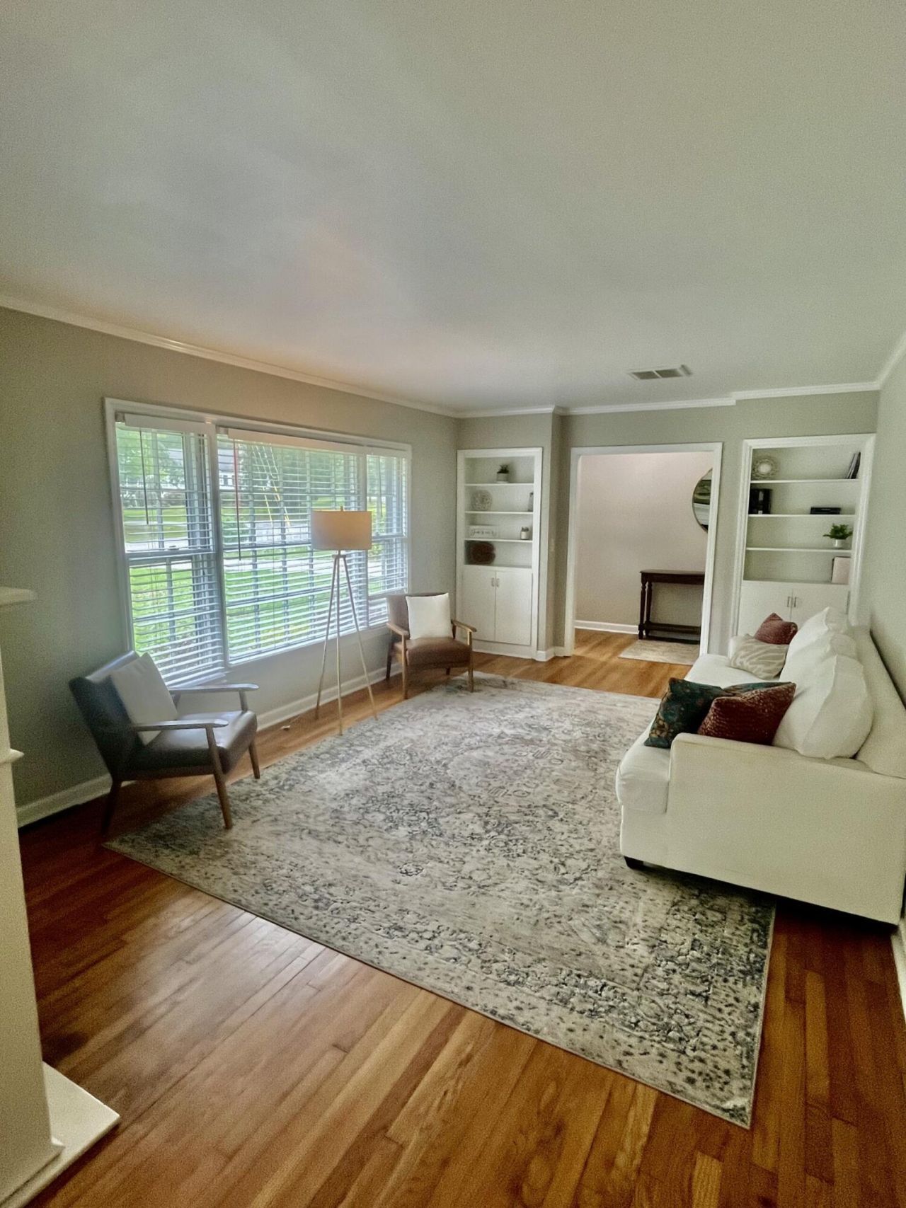 115 Woodlawn Street Photo 18