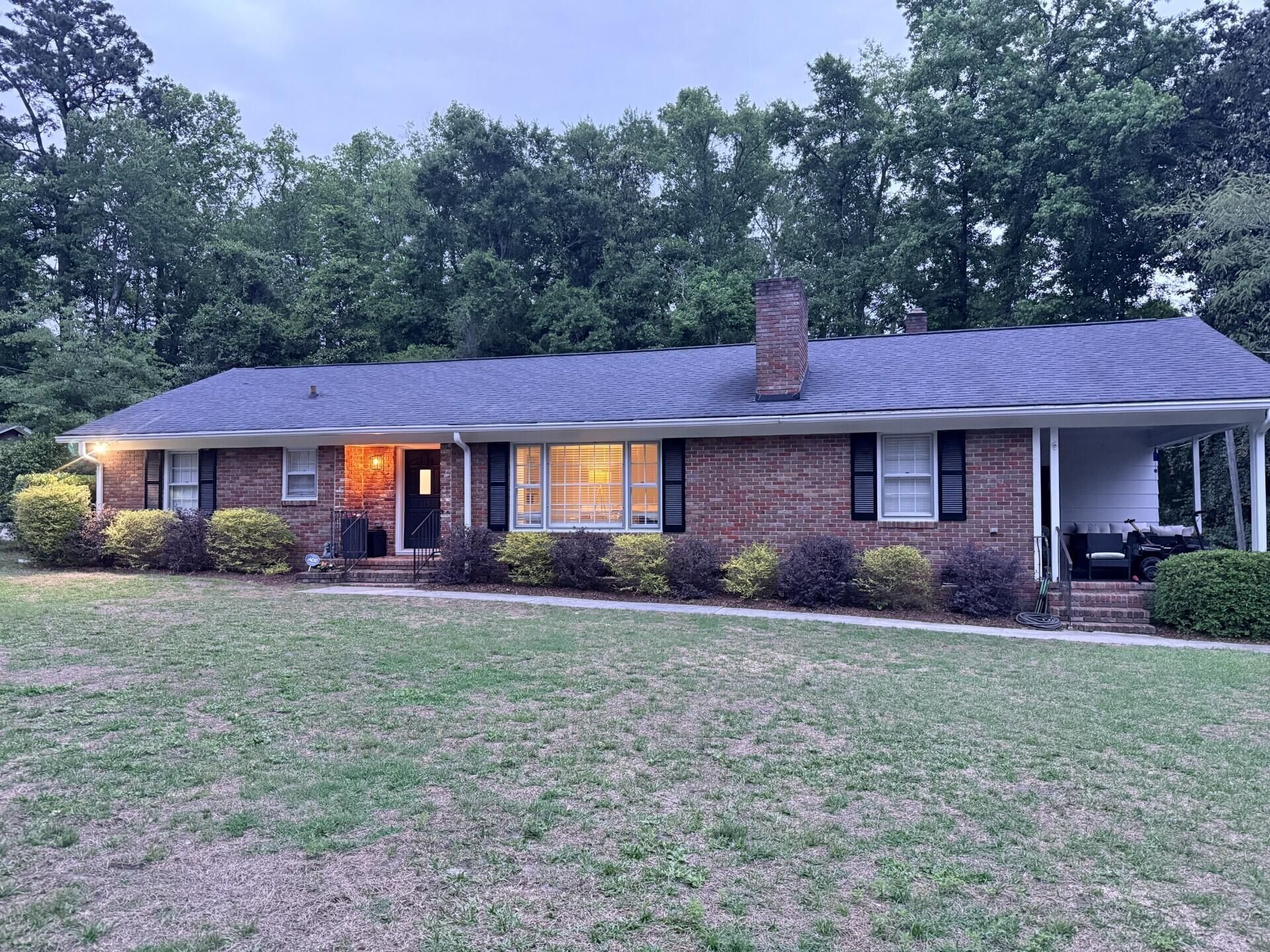 115 Woodlawn Street Photo 19