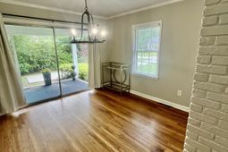 115 Woodlawn Street photo 4