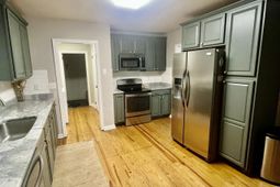 115 Woodlawn Street photo 4