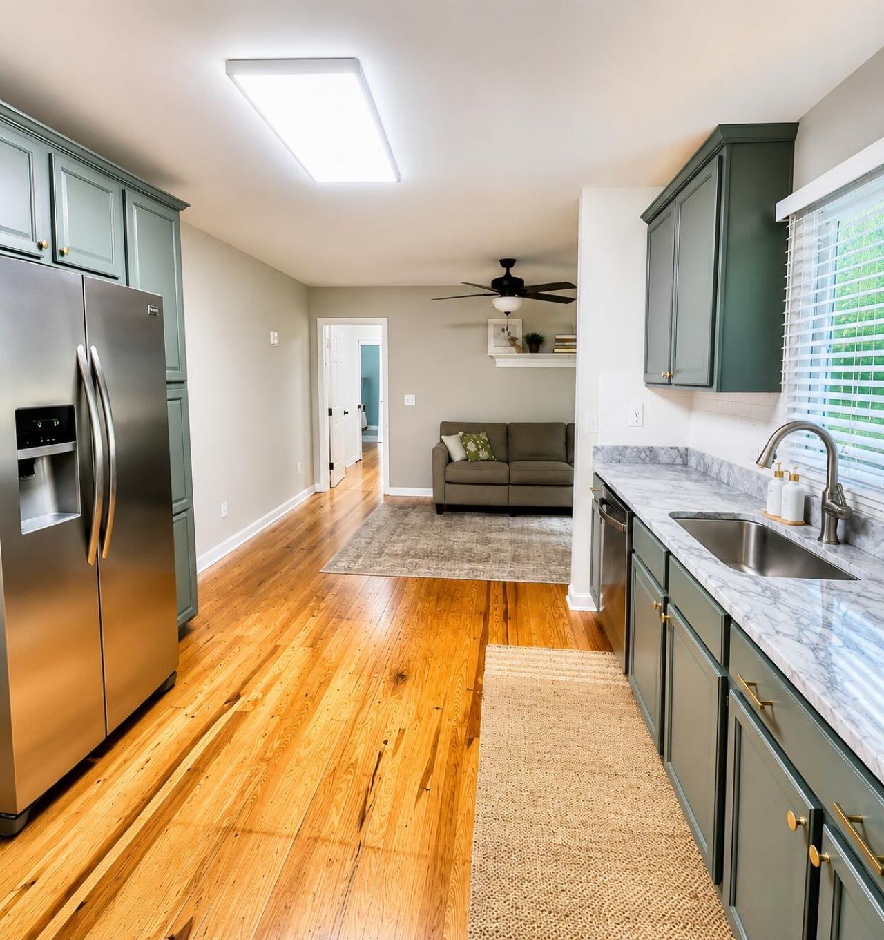 115 Woodlawn Street Photo 4