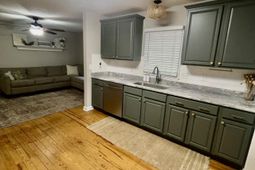 115 Woodlawn Street photo 4