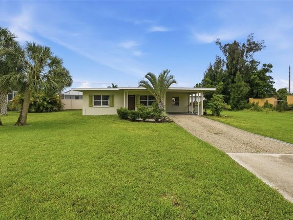 433 SOUTH DRIVE , PUNTA GORDA, FL 33950