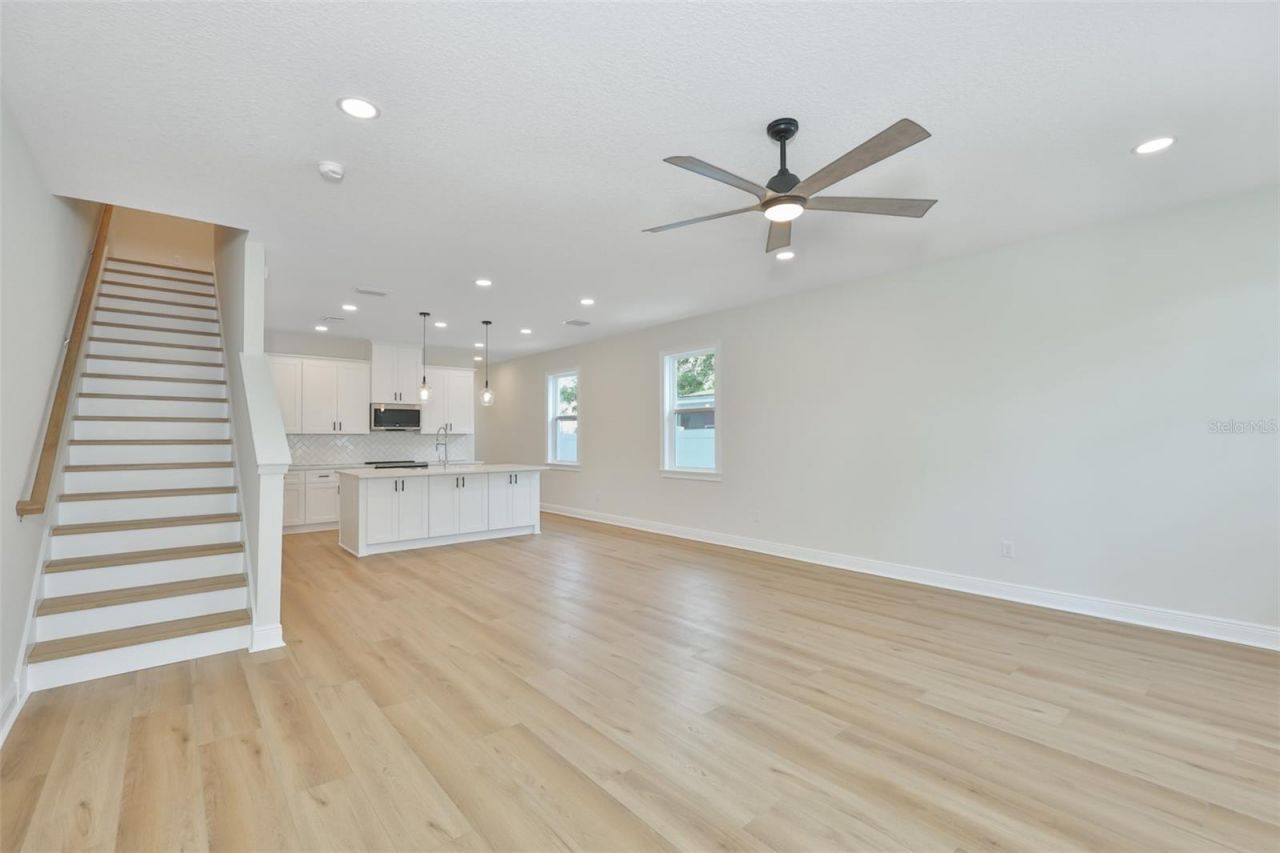 1913 W Beach Street, Tampa, FL 33607 Photo