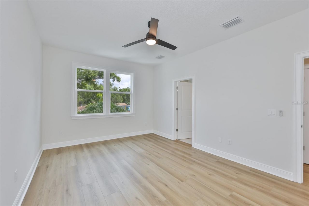 1913 W Beach Street, Tampa, FL 33607 Photo