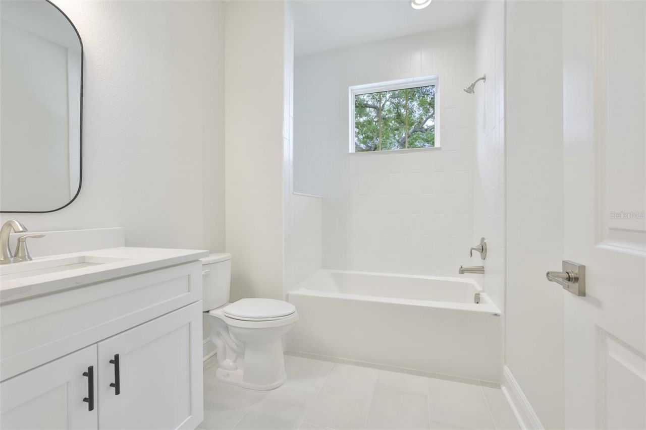 1913 W Beach Street, Tampa, FL 33607 Photo