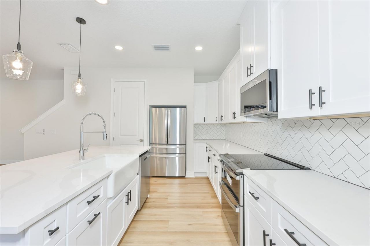 1913 W Beach Street, Tampa, FL 33607 Photo