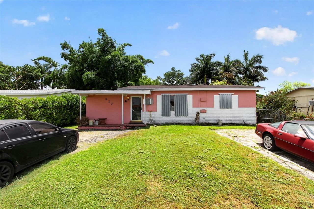 617 SW 14th Street, Belle Glade, FL 33430 Photo