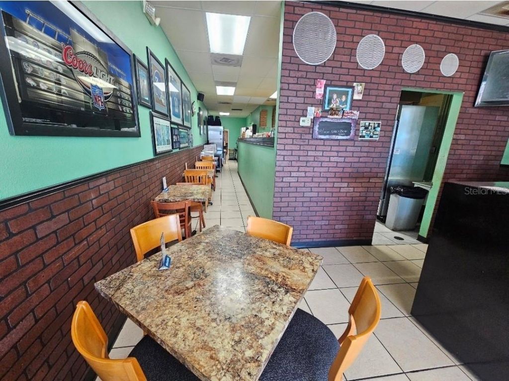 6830 14th Street W, Unit A, Bradenton, FL 34207 Photo