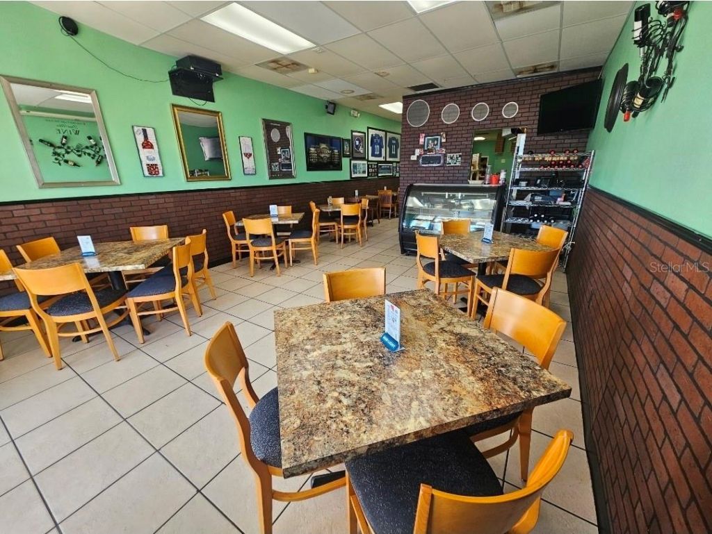 6830 14th Street W, Unit A, Bradenton, FL 34207 Photo