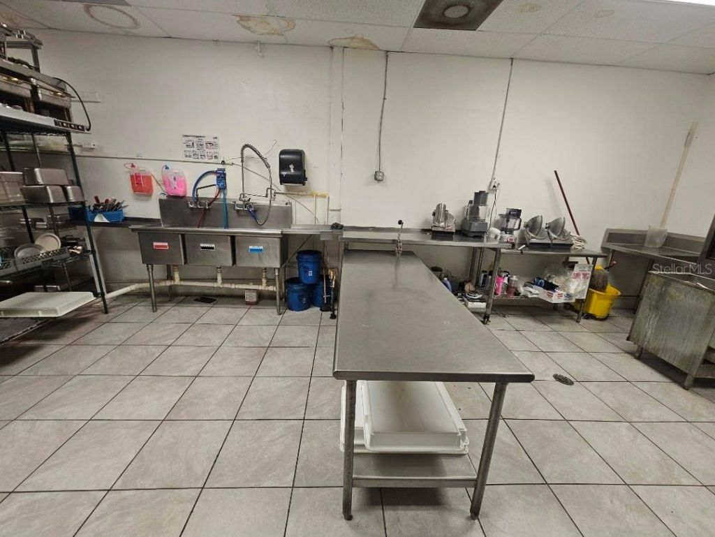 6830 14th Street W, Unit A, Bradenton, FL 34207 Photo