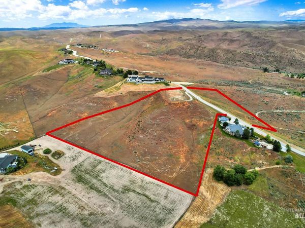5487 N Willean Ln, Eagle, ID 83616