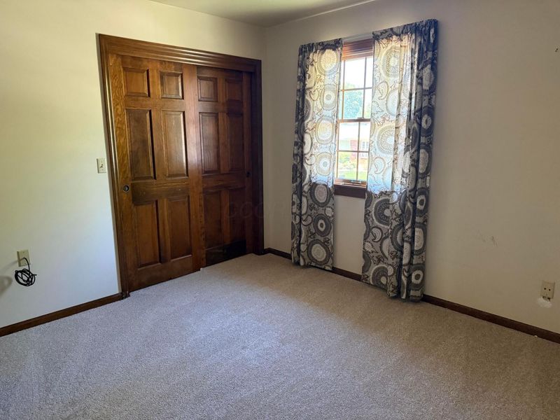 1033 Firth Avenue, Columbus, OH 43085 Photo 22