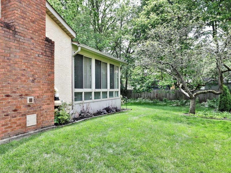 1033 Firth Avenue, Columbus, OH 43085 Photo 35
