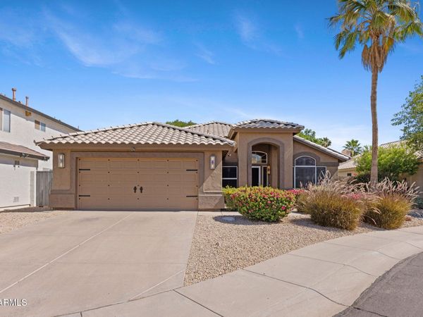 3618 E RENEE Drive, Phoenix, AZ 85050