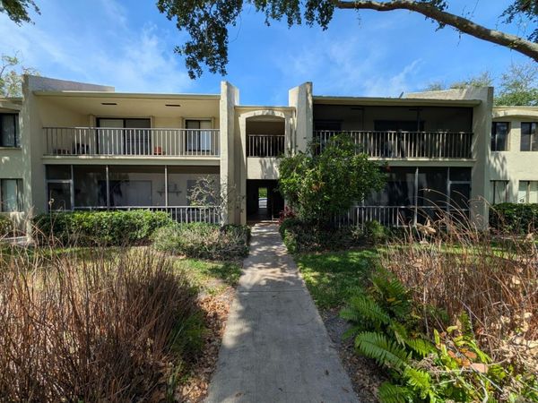 150 Pineview Road, Unit Apt E6, Jupiter, FL 33469